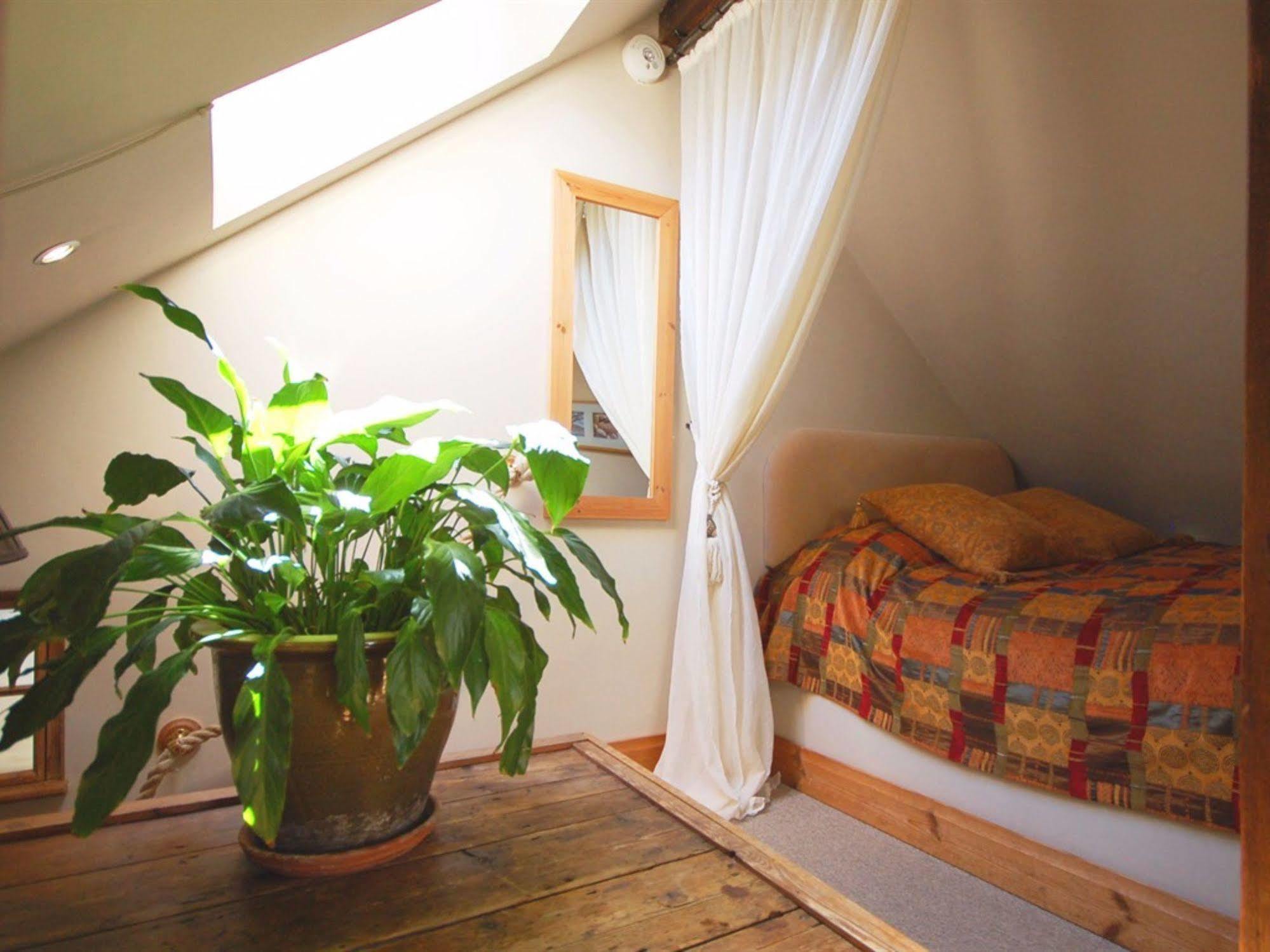 The Old Forge Bed & Breakfast East Kennett Eksteriør bilde